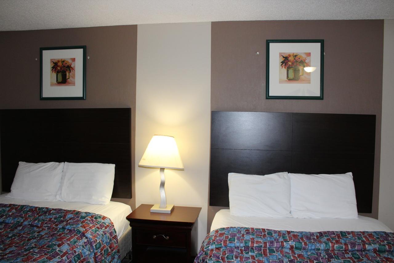 Coratel Inn And Suites メープル・グローブ エクステリア 写真